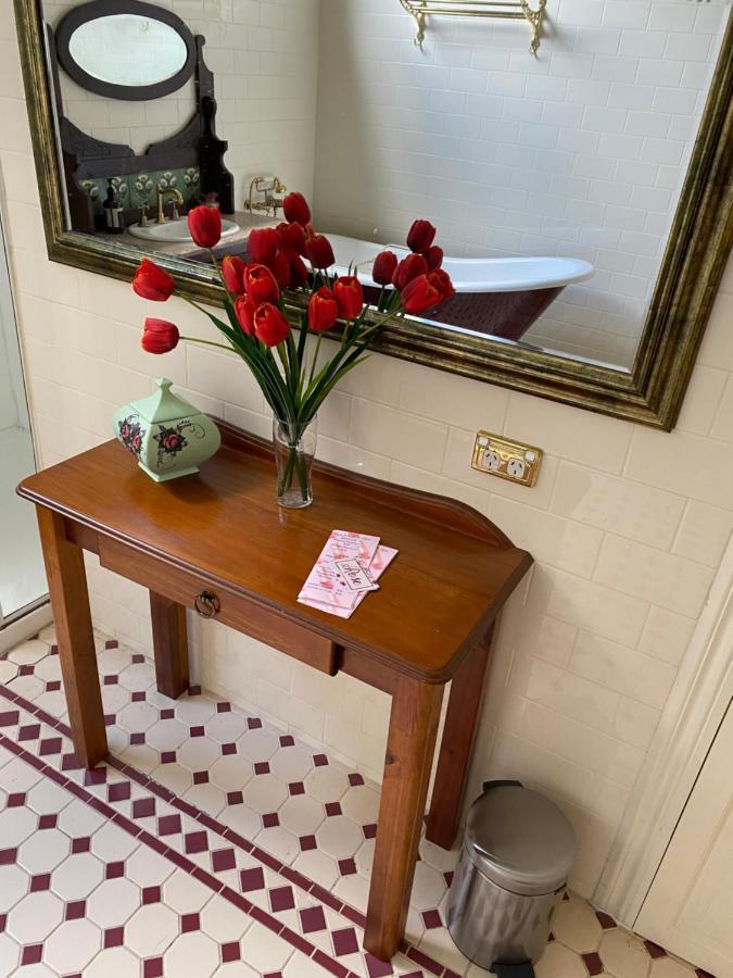 Delightful And Charming Rose Cottage Kilmore Extérieur photo